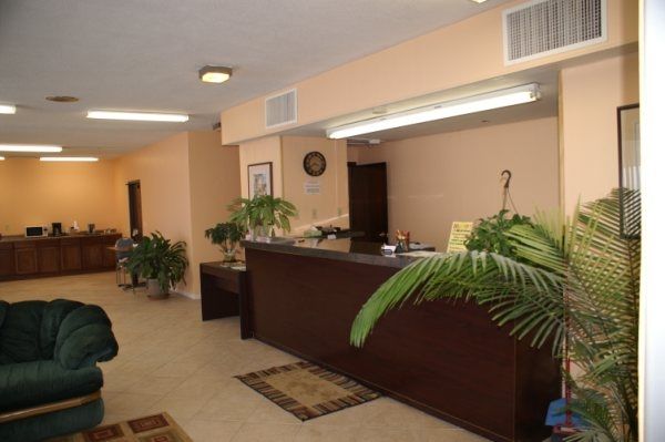 Travelers Lodge Beatrice Dalaman gambar